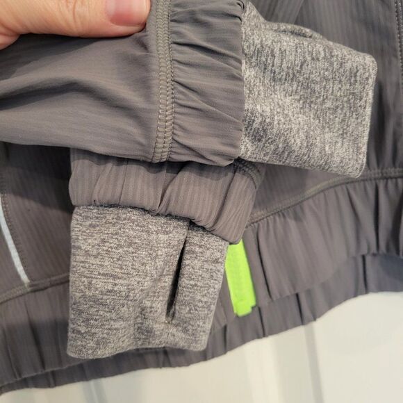 Ivivva (by Lululemon)Full Zip Grey Green Hoodie size 14 - Picture 2 of 8